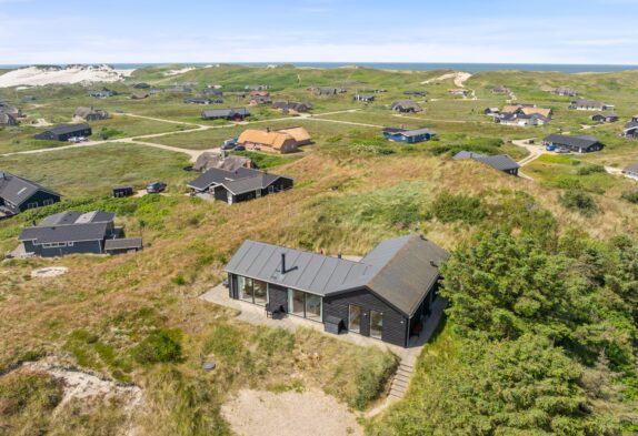 Skønt sommerhus med sauna tæt på stranden