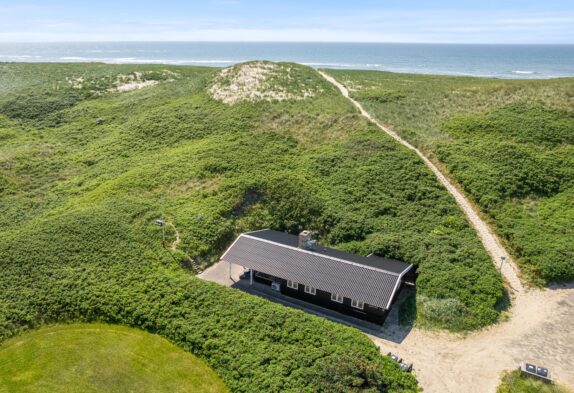 Traditionelles Sommerhaus Strandnah in Årgab