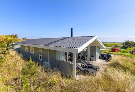Feriehus med fjordudsigt tæt på stranden