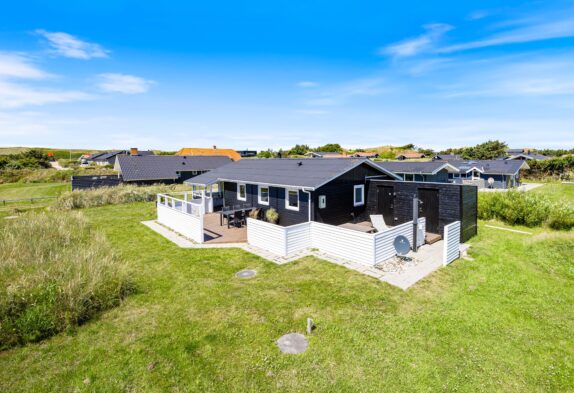 Dejligt sommerhus i Årgab med plads til 6 personer