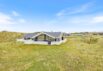 Strandnært, familievenligt sommerhus med spabad og sauna i Årgab (billede 1)