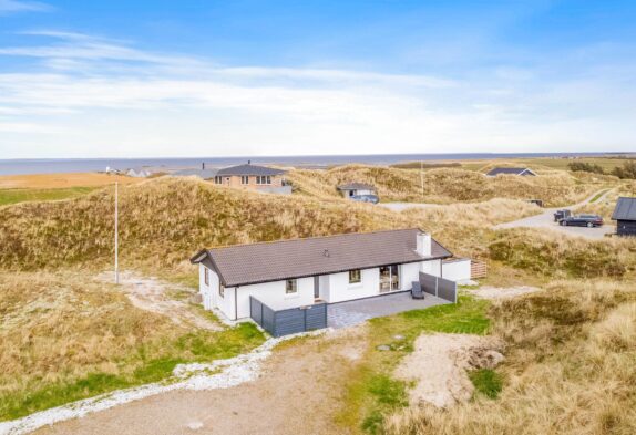 Schönes Ferienhaus in herrlicher Lage in Årgab