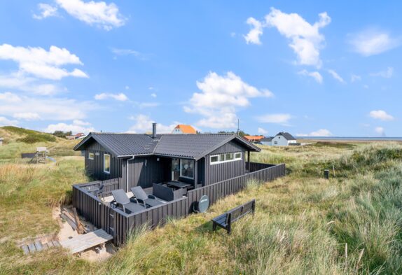 Sommerhus med kig til Ringkøbing Fjord i Årgab