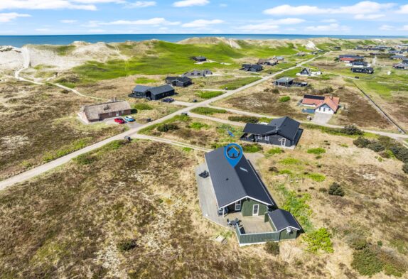 Strandnært sommerhus med spa og panoramaudsigt