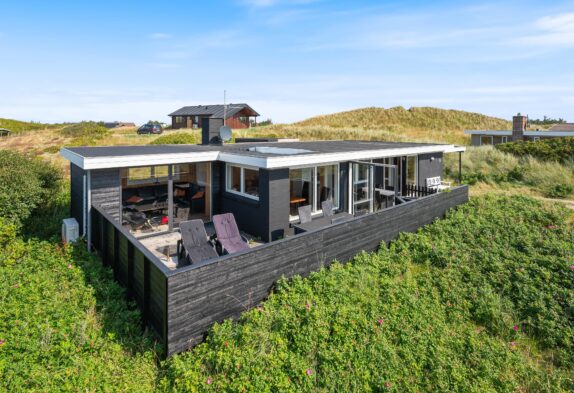 Strandnahes Ferienhaus mit toller Terrasse