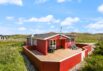 Ferienhaus mit Terrasse auf schönem Naturgrundstück (Bild  1)