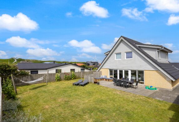 Zentrales Ferienhaus mit eingezäuntem Garten für Hunde