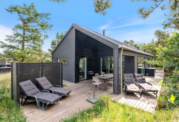 Schickes Ferienhaus für die ganze Familie mit Außendusche