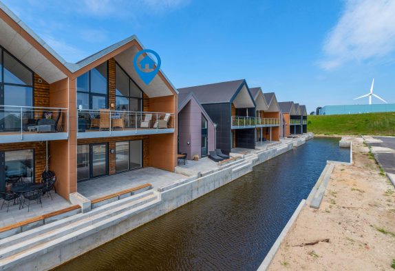 Schicke Ferienwohnung direkt am Ringkøbing Fjord in Hvide Sande