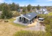 Velholdt sommerhus i Nr. Lyngvig med udespa og brændeovn (billede 1)