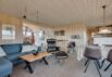 Dejligt sommerhus med brændeovn og stor træterrasse (billede 7)