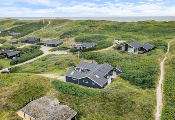 Reetdachhaus mit Sauna, Whirlpool, 2 Hunde, 150 m zum Strand