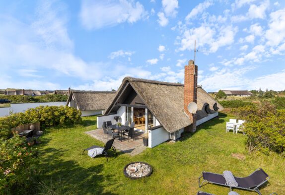 Gemütliches Ferienhaus in Klegod mit Kamin und Sauna