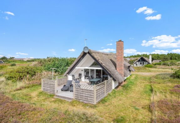 Typisch dänisches Ferienhaus mit Kaminofen