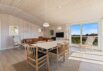 Sommerhus med panoramaudsigt, renoveret i 2020, 350 meter fra stranden (billede 8)