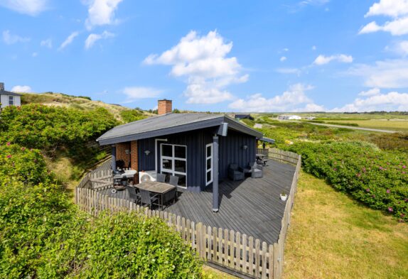 Schönes Ferienhaus mit toller Lage, 500m zum Strand