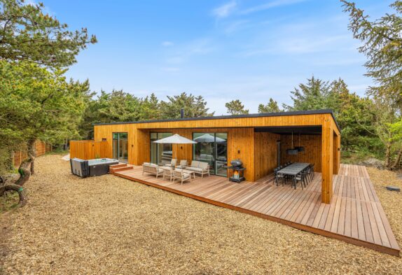 Modernes Ferienhaus mit Aktivitätsraum, 500 m zum Strand