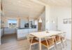 Moderne feriehus med udespa og sauna (billede 10)