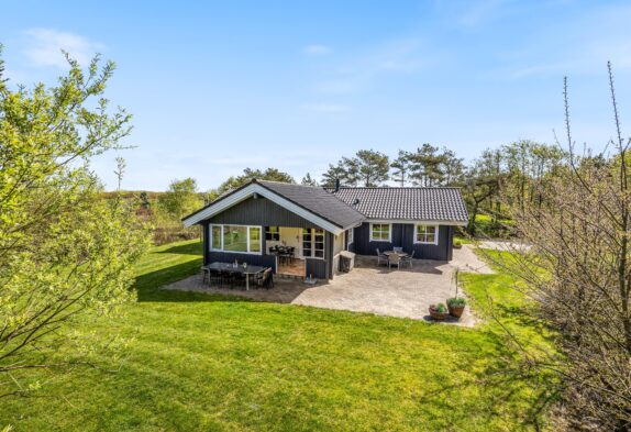 Charmantes Ferienhaus mit Sauna und Holzofen in ruhiger Lage
