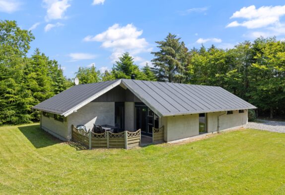 Ferienhaus mit Whirlpool und Sauna mitten in der Natur