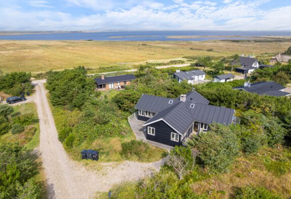 Ferienhaus auf einer Anhöhe mit Panoramablick