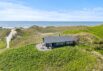Enkelt sommerhus med panoramaudsigt i Fjand (billede 2)