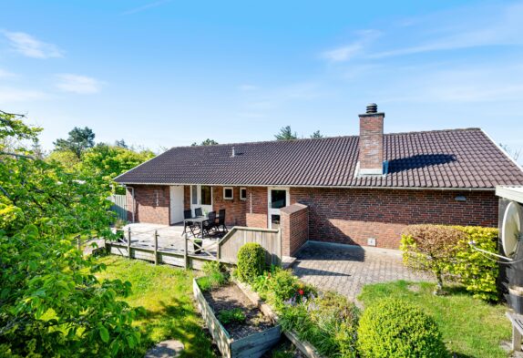 Klassisches Ferienhaus mit Wintergarten und Fjordblick, 1 Hund