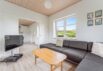 Flot og moderne feriehus kun 50 m fra Vesterhavet (billede 5)