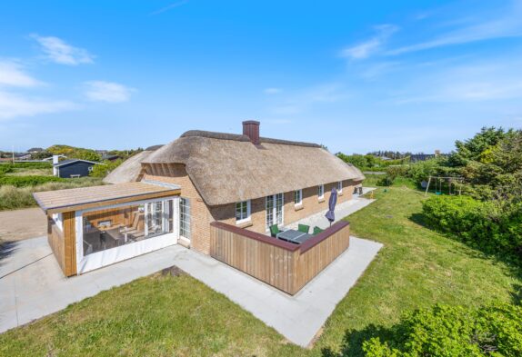 Schönes Ferienhaus mit Reetdach