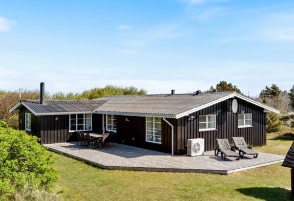 Dejligt familiehus i Søndervig med pool og sauna