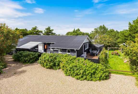 Feriehus med spa, sauna og overdækket terrasse