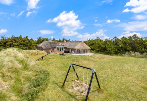 Ferienhaus mit Pool und Sauna für 14 Personen