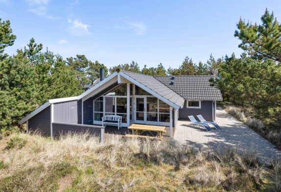 Sommerhus med spa, sauna og brændeovn