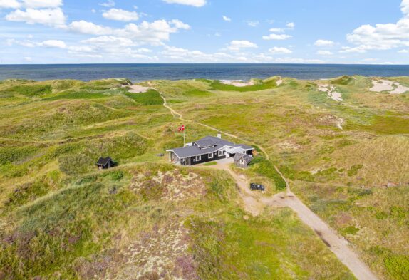 Firestjernet feriehus med spa på fantastisk beliggenhed