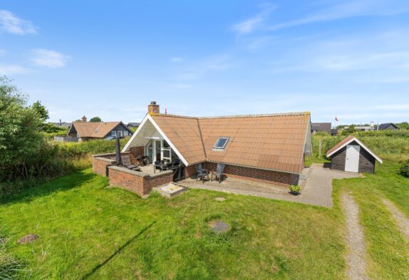 Gemütliches Ferienhaus, nah am Strand.2 Hunde erlaubt